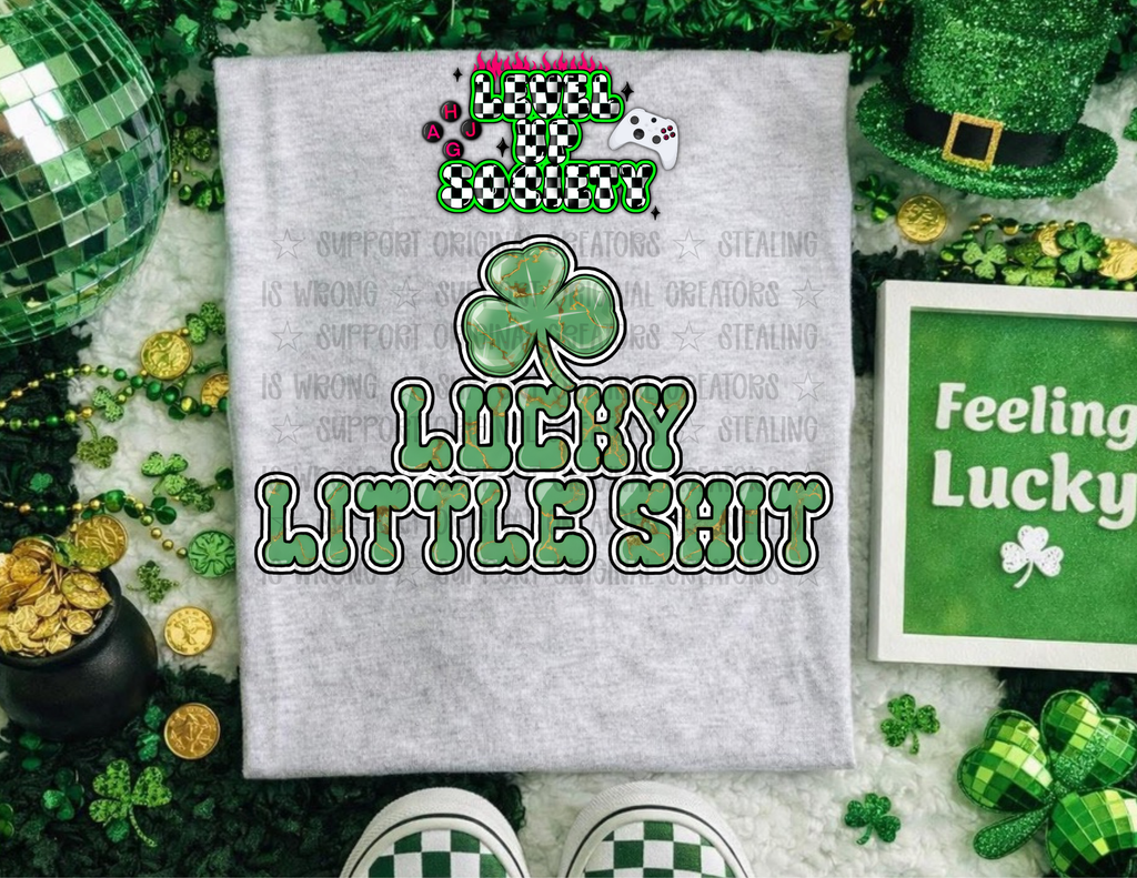 Lucky little 💩